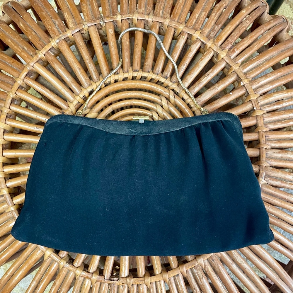 Vintage 1950s Black Fabric Gold Metal Clasp Top Shoulder Bag and Change Purse - Picture 10 of 15